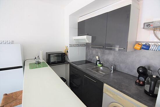 Empuriabrava, en location, appartement 1 chambre, vue canal proche centre et plage