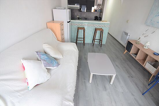 Empuriabrava, en location, appartement 1 chambre, vue canal proche centre et plage
