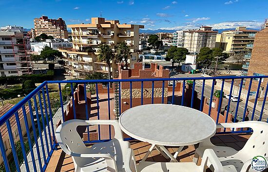 MAGNIFICENT 2 BEDROOM APARTMENT 400 METERS FROM THE BEACH