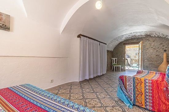  Alt Emporda, Sant Miquel de Fluvia , masia en alquiler para 11 personas con piscina privada, sauna,